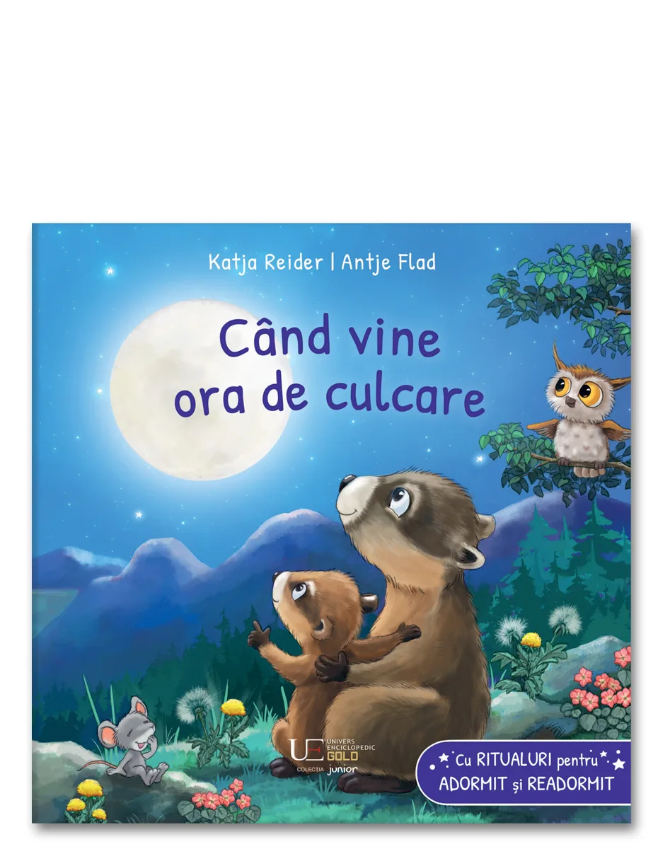 Coperta Când vine ora de culcare: un animal mare și puiul lui privesc luna, cu o bufniță pe o creangă și un șoricel printre flori